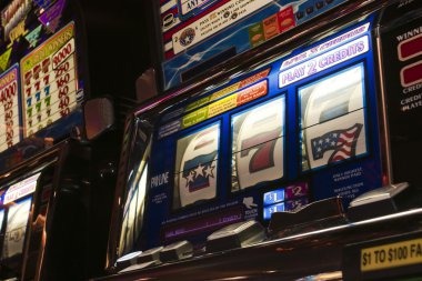 Lightning Baccarat live-dealer table view